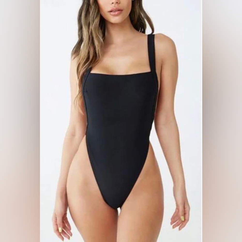 🆕 NWT Forever 21 Square-Neck One-Piece Swimsuit